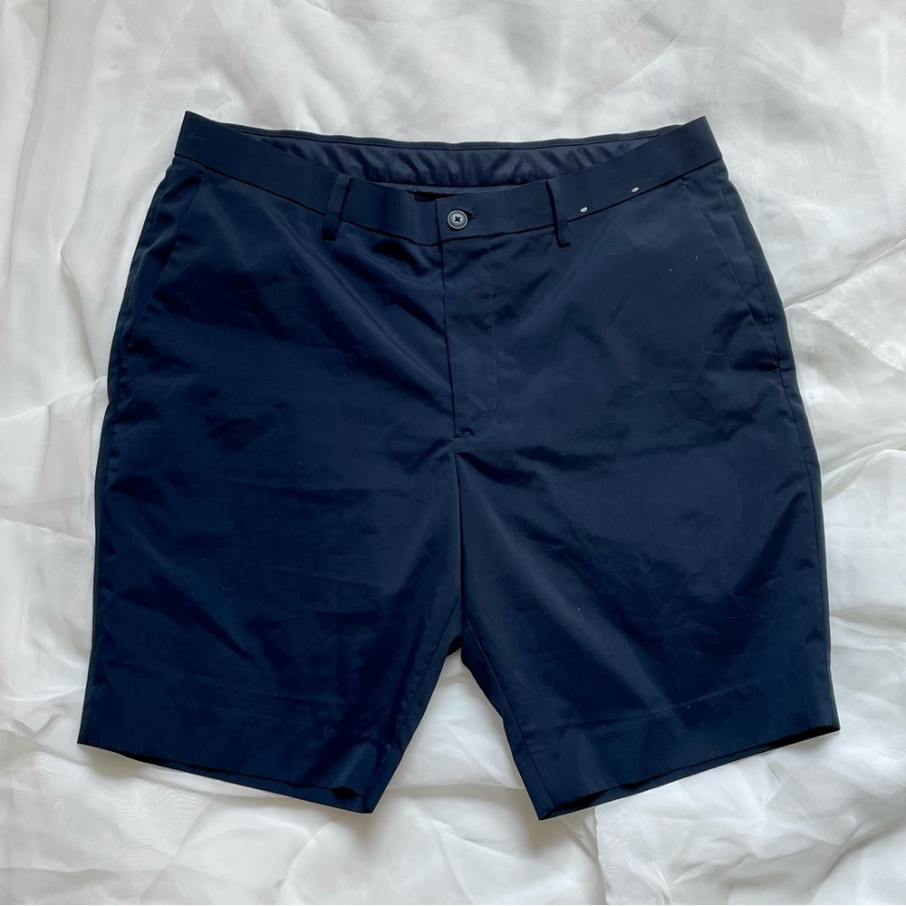 Men’s Uniqlo Navy Blue Shorts